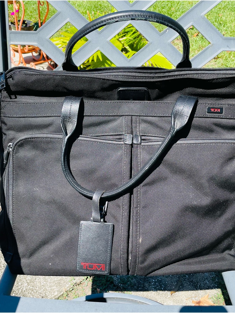 Tumi Black Men's Professional Briefcase with Leather Handles 22157DH - Black